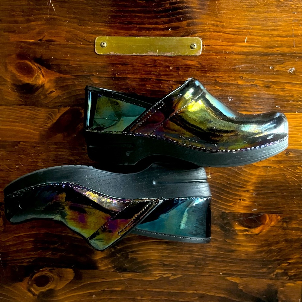 Dansko Women’s Professional Petrol Clogs